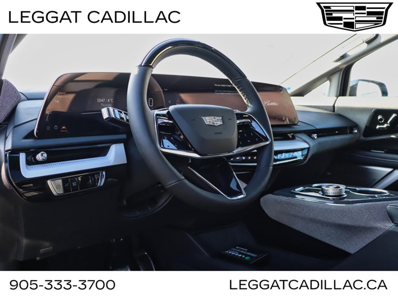 2026 Cadillac OPTIQ 4dr Sport
