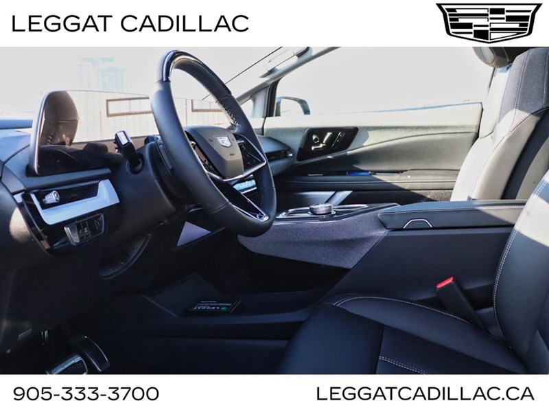 2026 Cadillac OPTIQ 4dr Sport