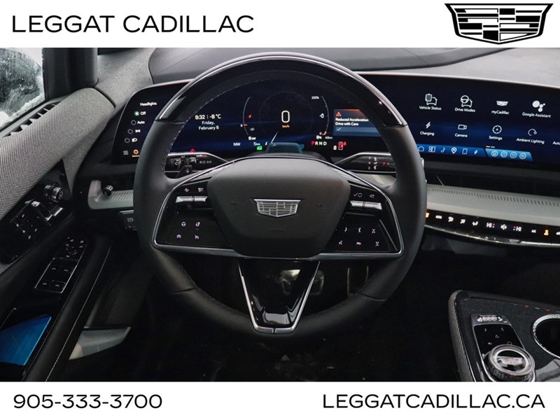 2026 Cadillac OPTIQ 4dr Premium Luxury