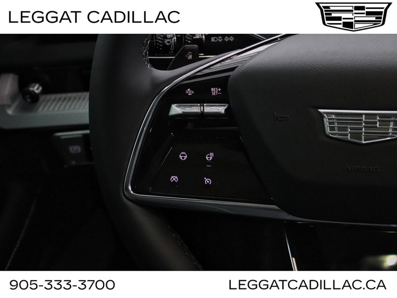 2026 Cadillac OPTIQ 4dr Premium Luxury