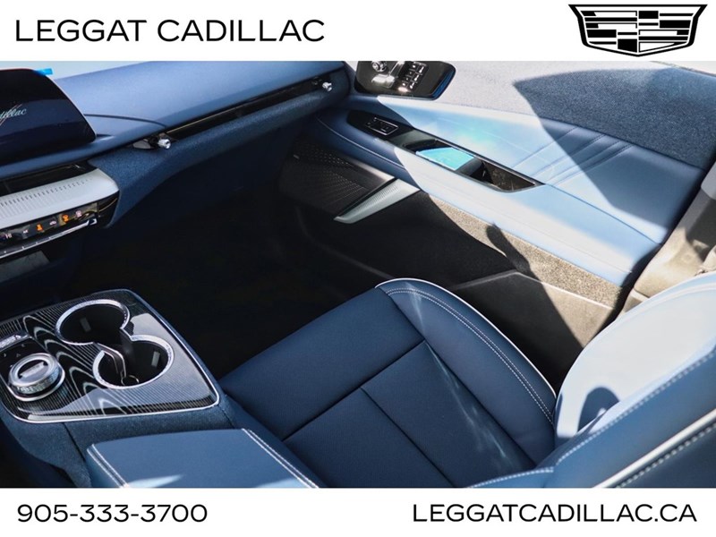 2026 Cadillac OPTIQ 4dr Premium Sport