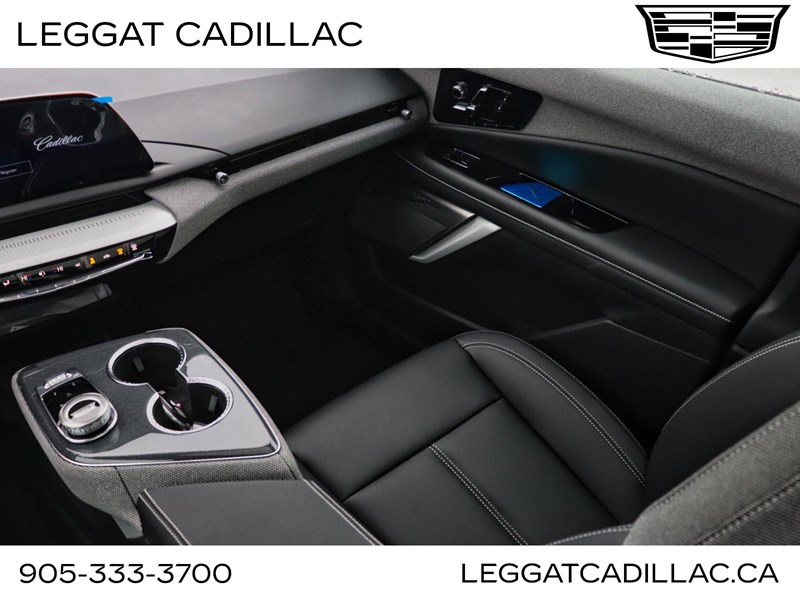2026 Cadillac OPTIQ 4dr Sport