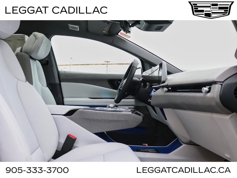 2026 Cadillac OPTIQ 4dr Sport