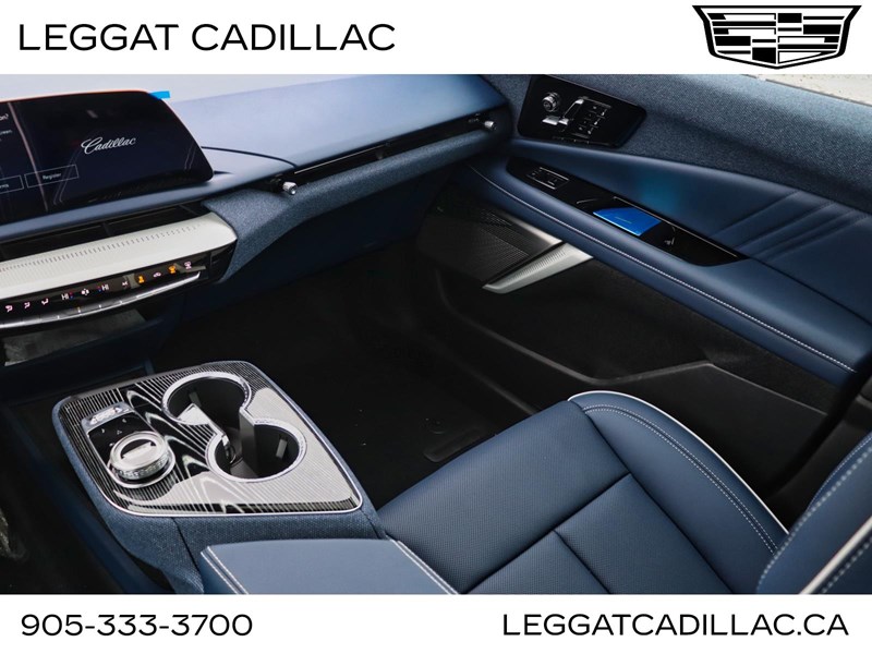 2026 Cadillac OPTIQ 4dr Premium Sport