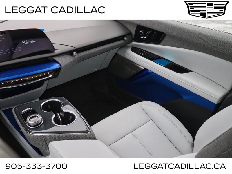 2026 Cadillac OPTIQ 4dr Luxury
