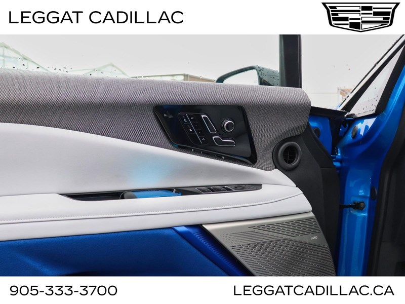 2026 Cadillac OPTIQ 4dr Luxury