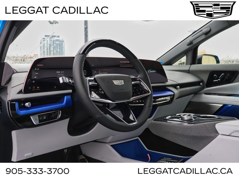 2026 Cadillac OPTIQ 4dr Luxury