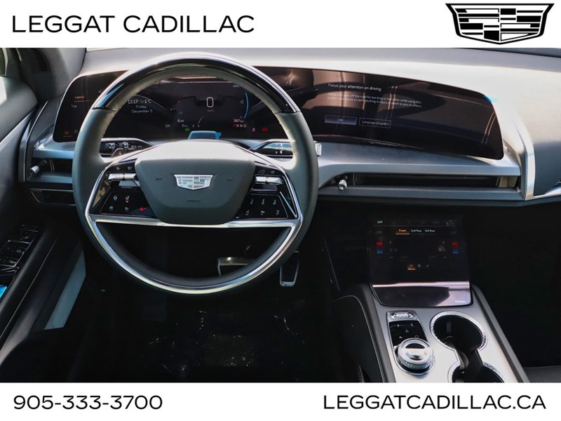 2026 Cadillac VISTIQ AWD 4dr Sport