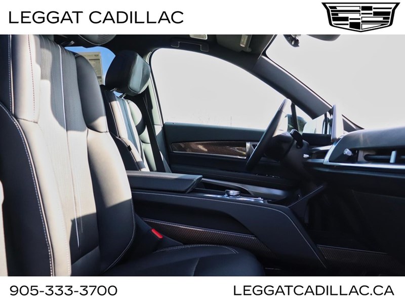 2026 Cadillac VISTIQ AWD 4dr Sport