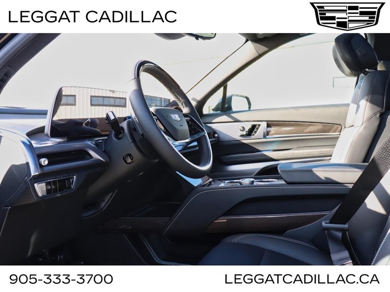 2026 Cadillac VISTIQ AWD 4dr Sport