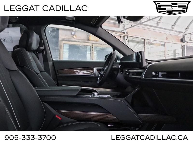 2026 Cadillac VISTIQ AWD 4dr Luxury