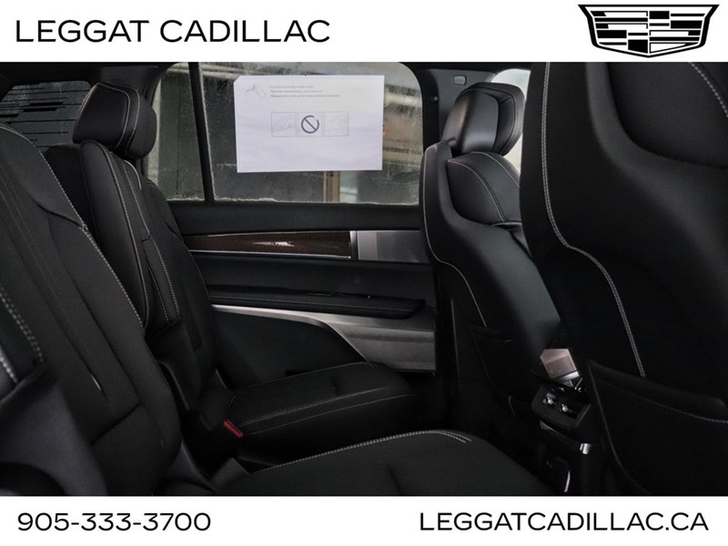 2026 Cadillac VISTIQ AWD 4dr Luxury