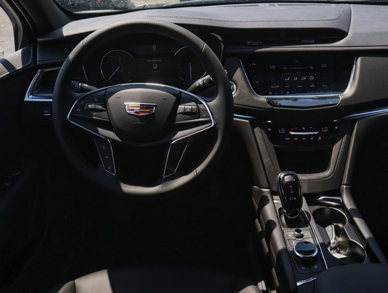2026 Cadillac Xt5 FWD 4Dr Luxury