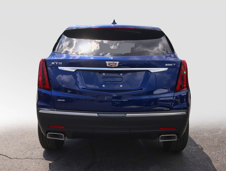 2026 Cadillac Xt5 AWD 4Dr Luxury