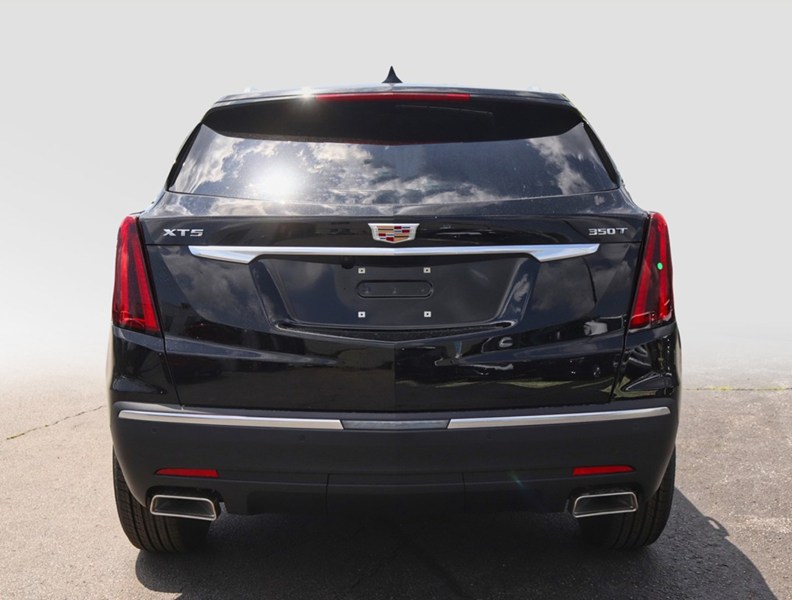 2026 Cadillac Xt5 FWD 4Dr Luxury
