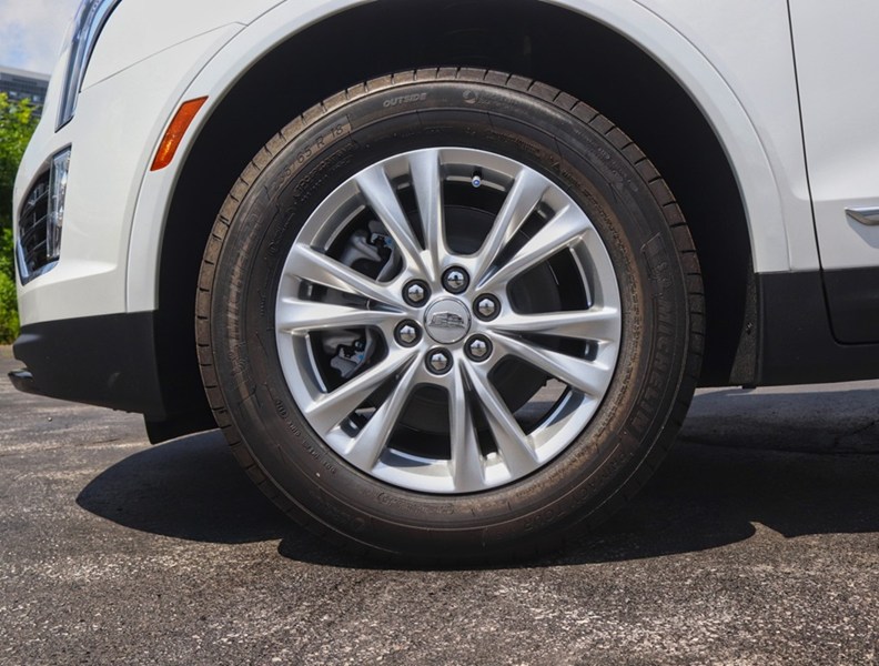2026 Cadillac Xt5 FWD 4Dr Luxury