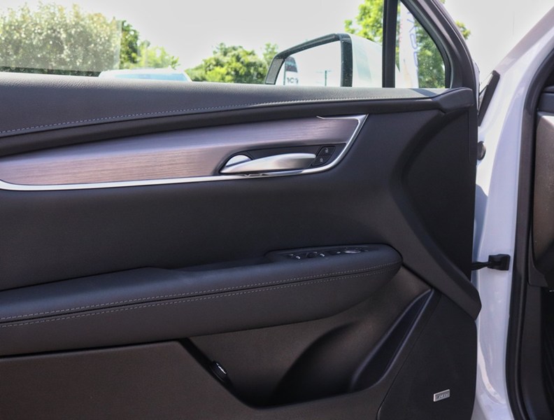 2026 Cadillac Xt5 FWD 4Dr Luxury