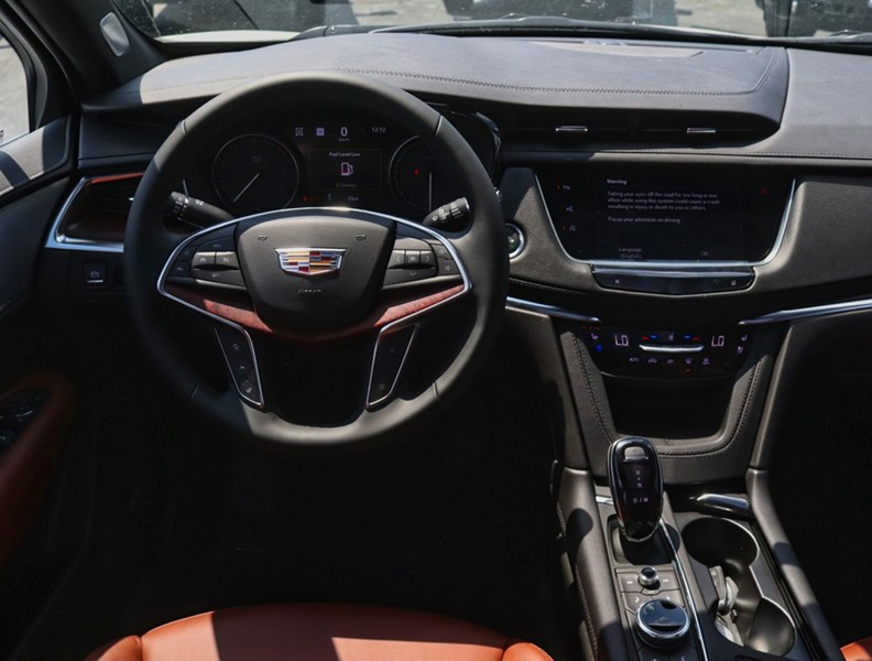 2026 Cadillac Xt5 AWD 4Dr Premium Luxury