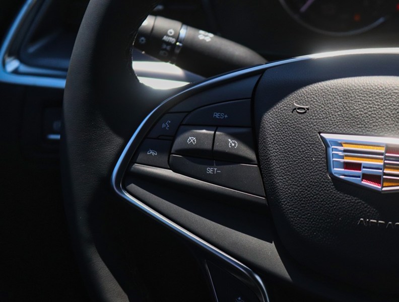 2026 Cadillac Xt5 AWD 4Dr Luxury