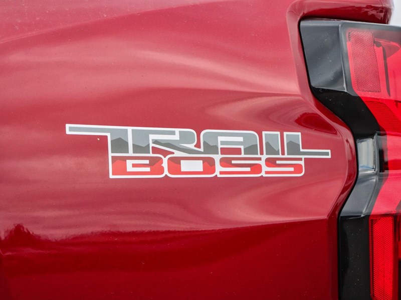 2026 Chevrolet Colorado 4WD Crew Cab Trail Boss