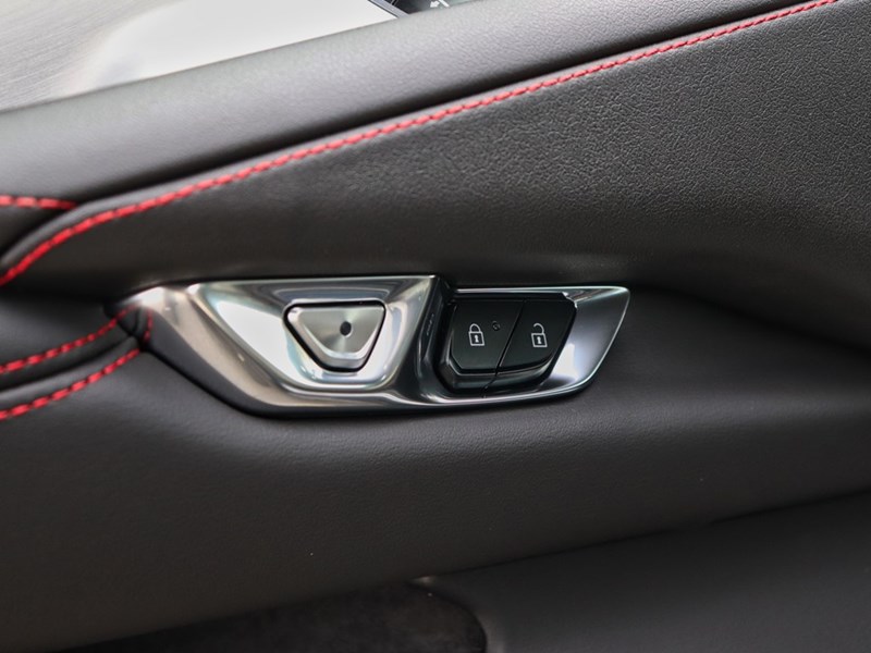 2026 Chevrolet Corvette 2dr Z06 Conv w/2LZ