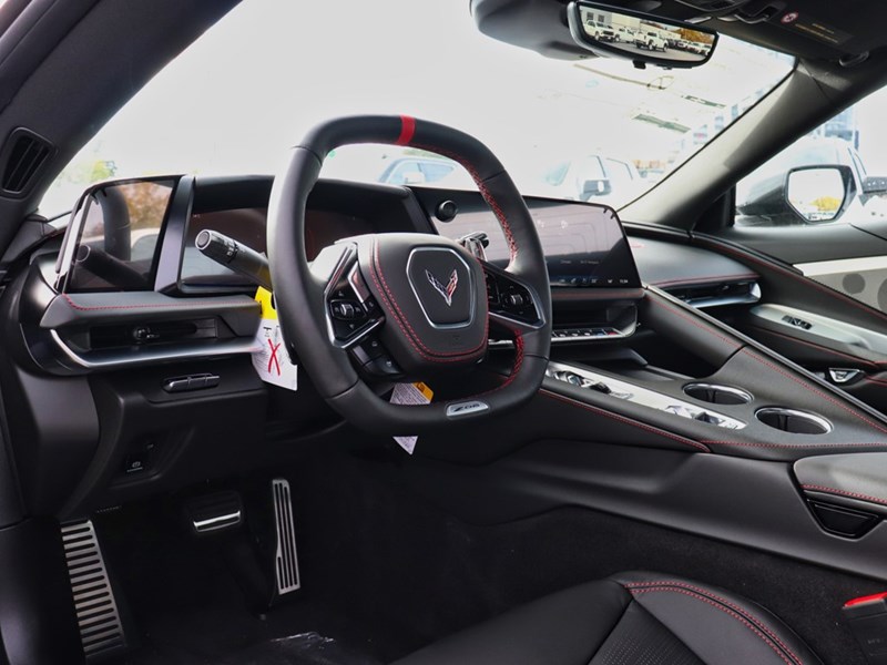 2026 Chevrolet Corvette 2dr Z06 Conv w/2LZ