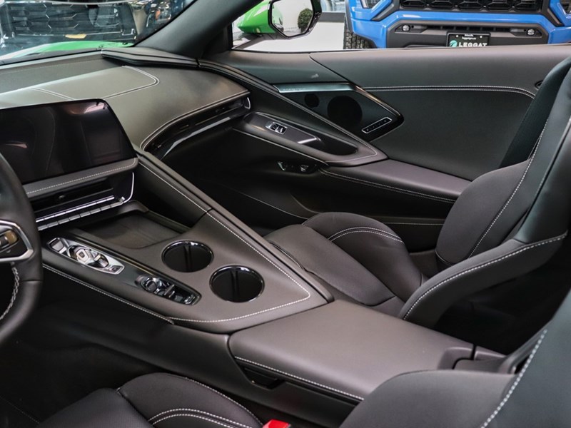 2026 Chevrolet Corvette 2dr Z06 Conv w/2LZ