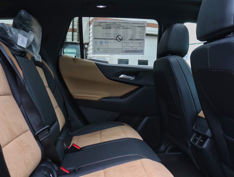 2026 Chevrolet Equinox AWD 4Dr Activ