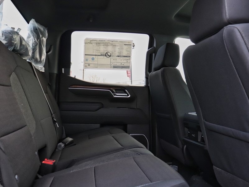 2026 Chevrolet Silverado 1500 4WD Crew Cab 147