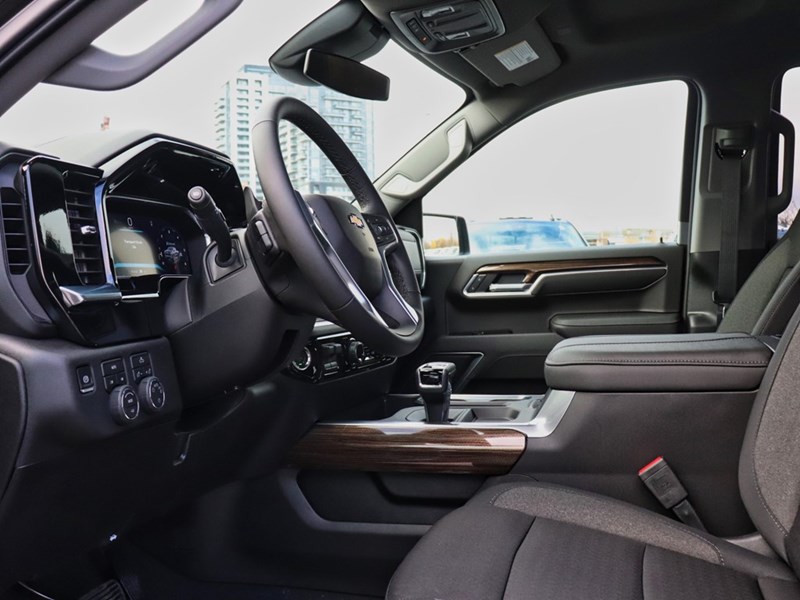 2026 Chevrolet Silverado 1500 4WD Crew Cab 147