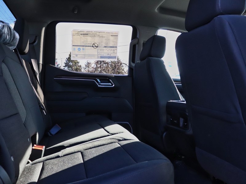 2026 Chevrolet Silverado 1500 4WD Crew Cab 147