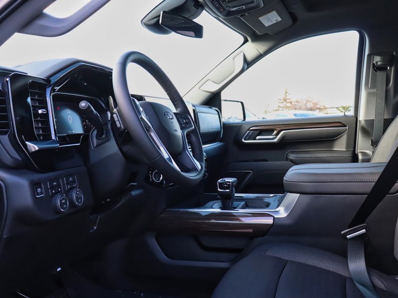 2026 Chevrolet Silverado 1500 4WD Crew Cab 147