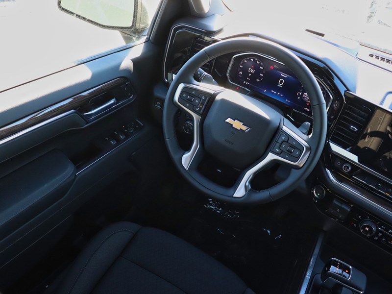 2026 Chevrolet Silverado 1500 4WD Crew Cab 147
