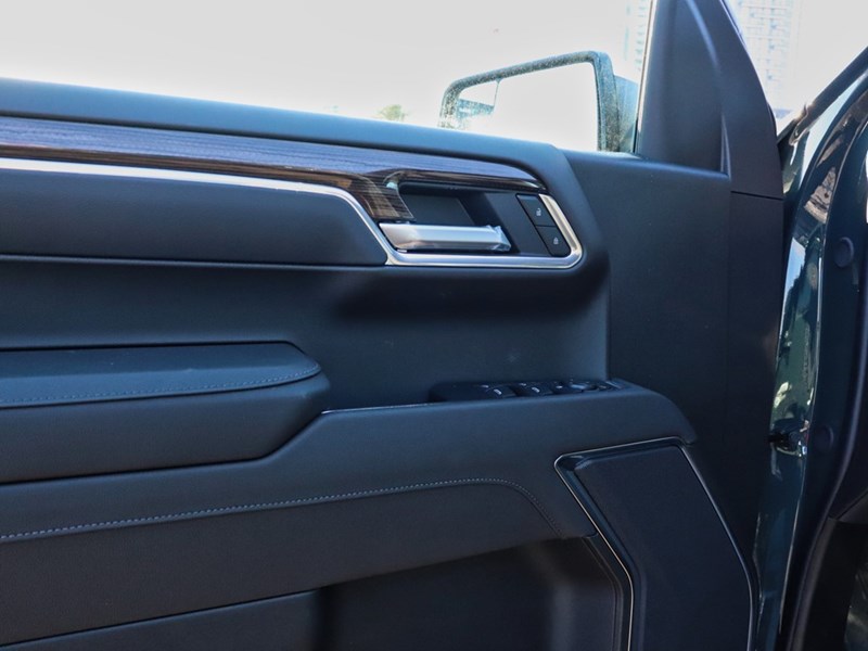 2026 Chevrolet Silverado 1500 4WD Crew Cab 147