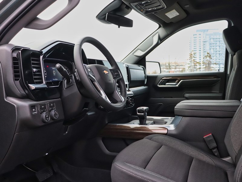 2026 Chevrolet Silverado 1500 4WD Crew Cab 147