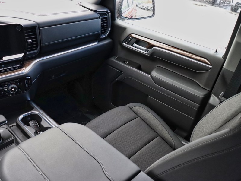 2026 Chevrolet Silverado 1500 4WD Crew Cab 147