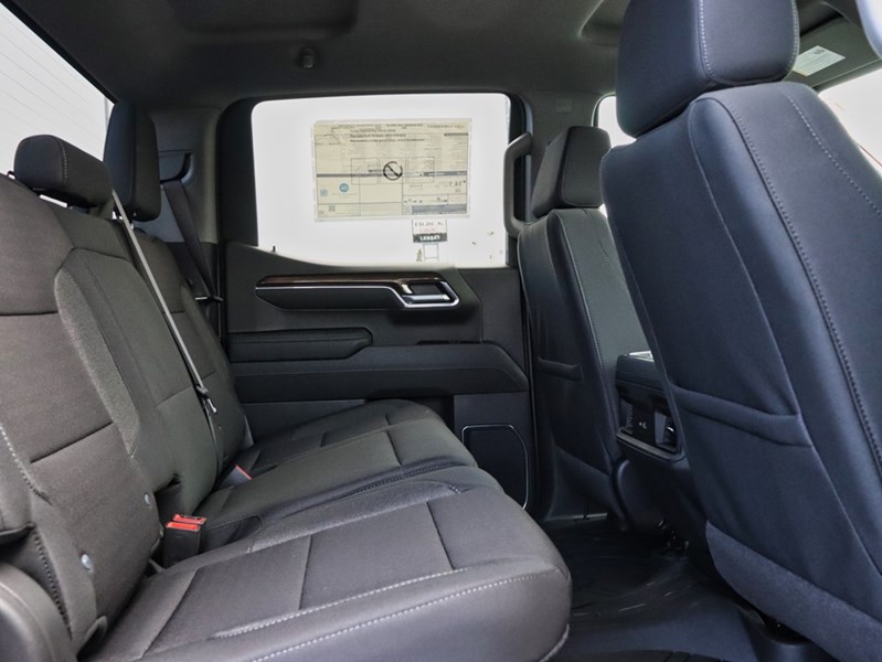 2026 Chevrolet Silverado 1500 4WD Crew Cab 147