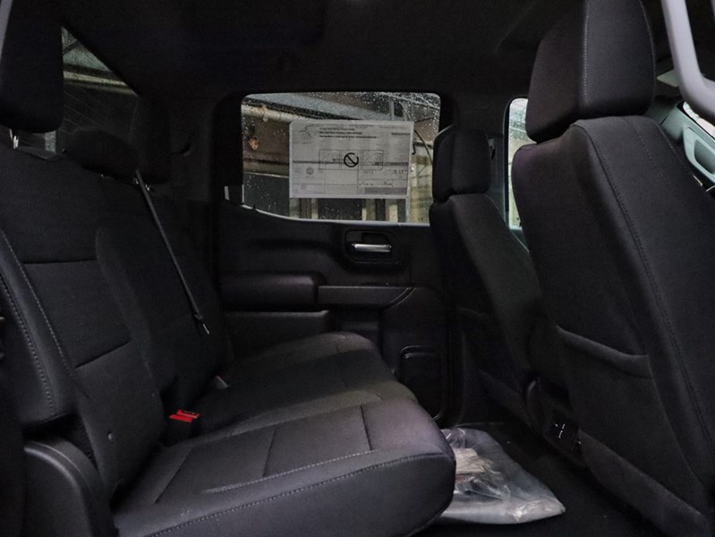 2026 Chevrolet Silverado 1500 4WD Crew Cab 147