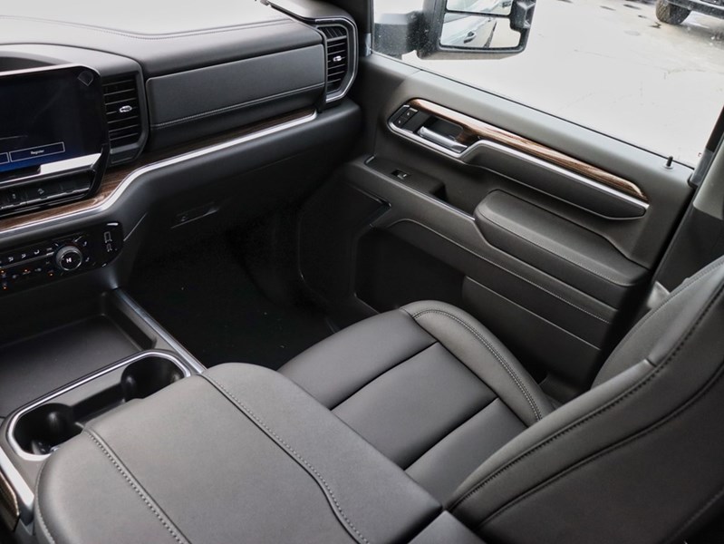 2026 Chevrolet Silverado 2500Hd 4WD Crew Cab 159