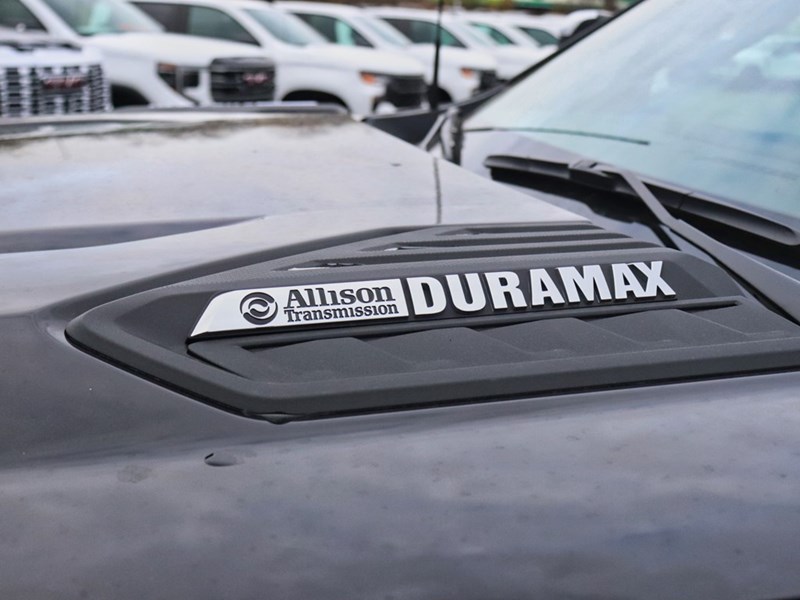 2026 Chevrolet Silverado 3500HD 4WD Crew Cab 172