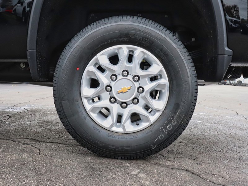 2026 Chevrolet Silverado 3500HD 4WD Crew Cab 172