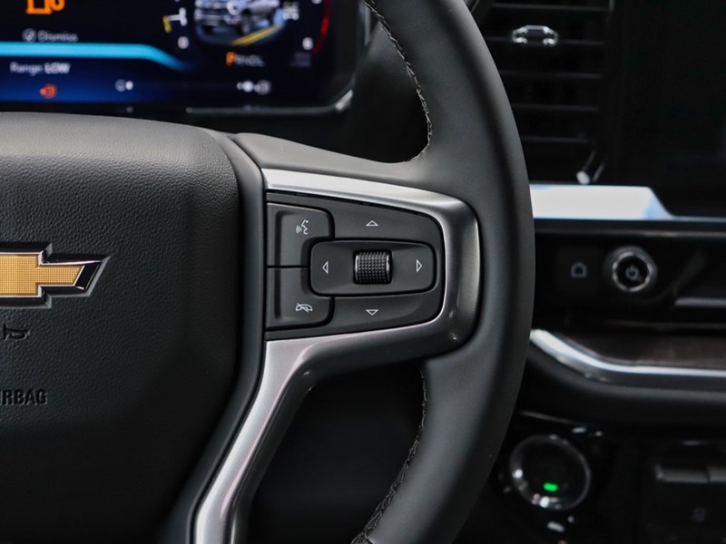 2026 Chevrolet Silverado 3500HD 4WD Crew Cab 172