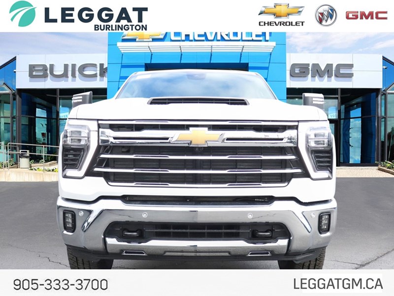 2026 Chevrolet Silverado 3500HD 4WD Crew Cab 172