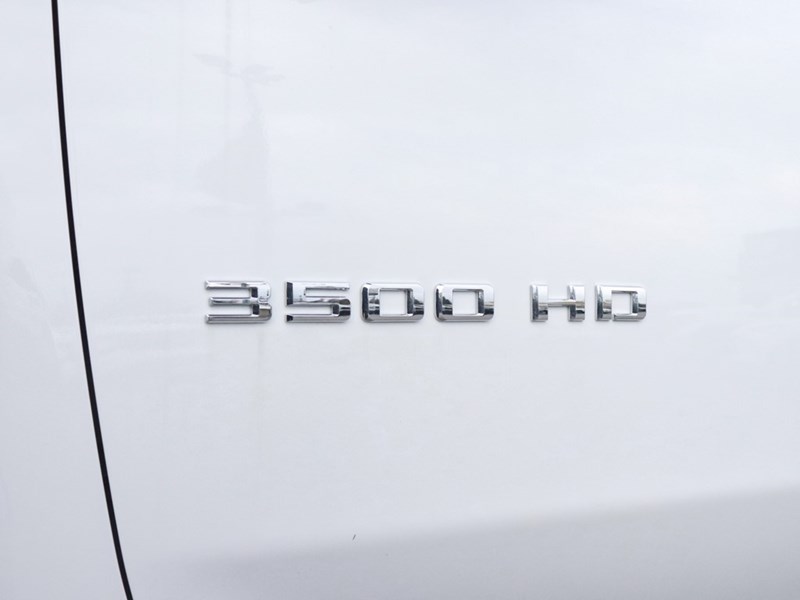 2026 Chevrolet Silverado 3500HD 4WD Crew Cab 172