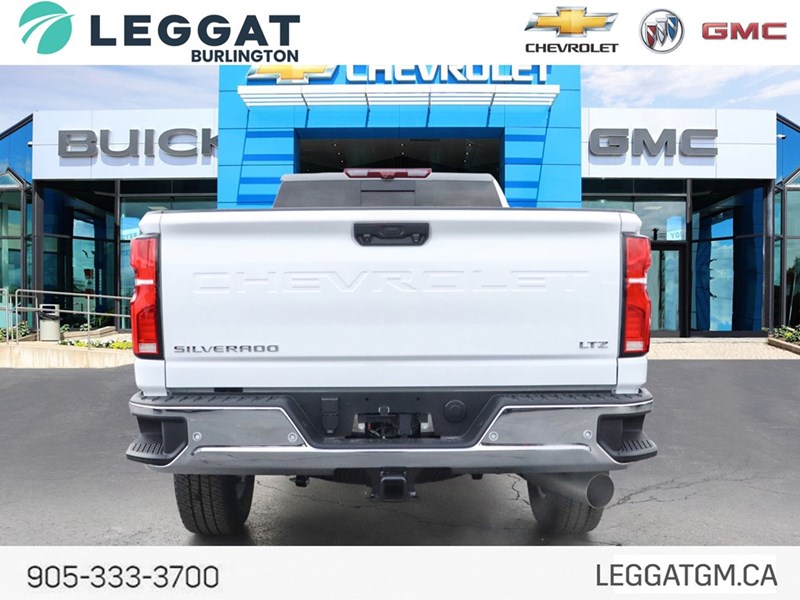 2026 Chevrolet Silverado 3500HD 4WD Crew Cab 172