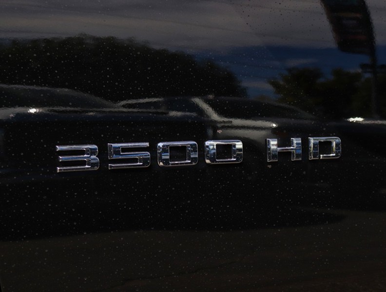2026 Chevrolet Silverado 3500Hd 4WD Crew Cab 172