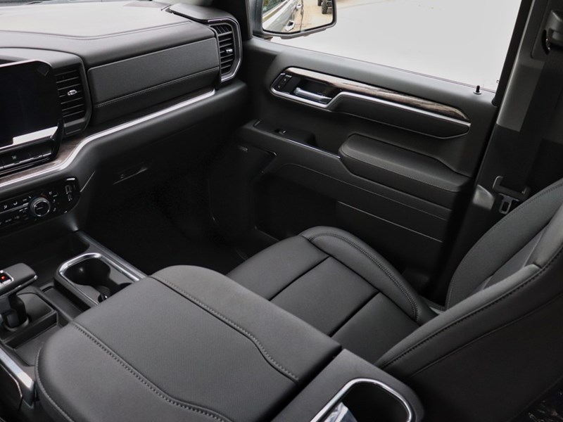 2026 Chevrolet Silverado 1500 4WD Crew Cab 147