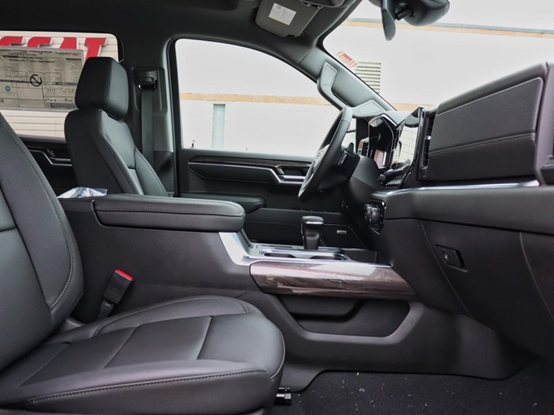 2026 Chevrolet Silverado 1500 4WD Crew Cab 147