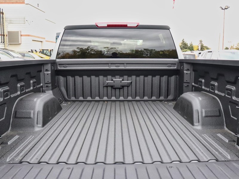 2026 Chevrolet Silverado 1500 4WD Crew Cab 147