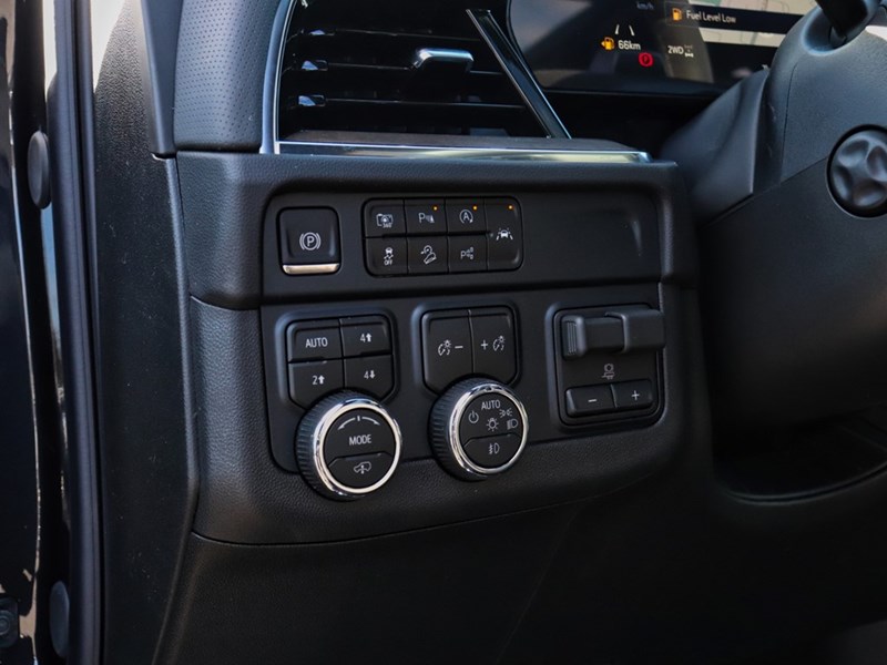 2026 Chevrolet Suburban 4WD 4dr High Country